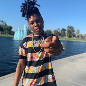 Meet your Posher, Delshon